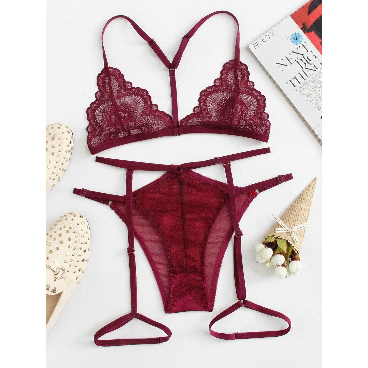 Scalloped Lace Garter Lingerie Set