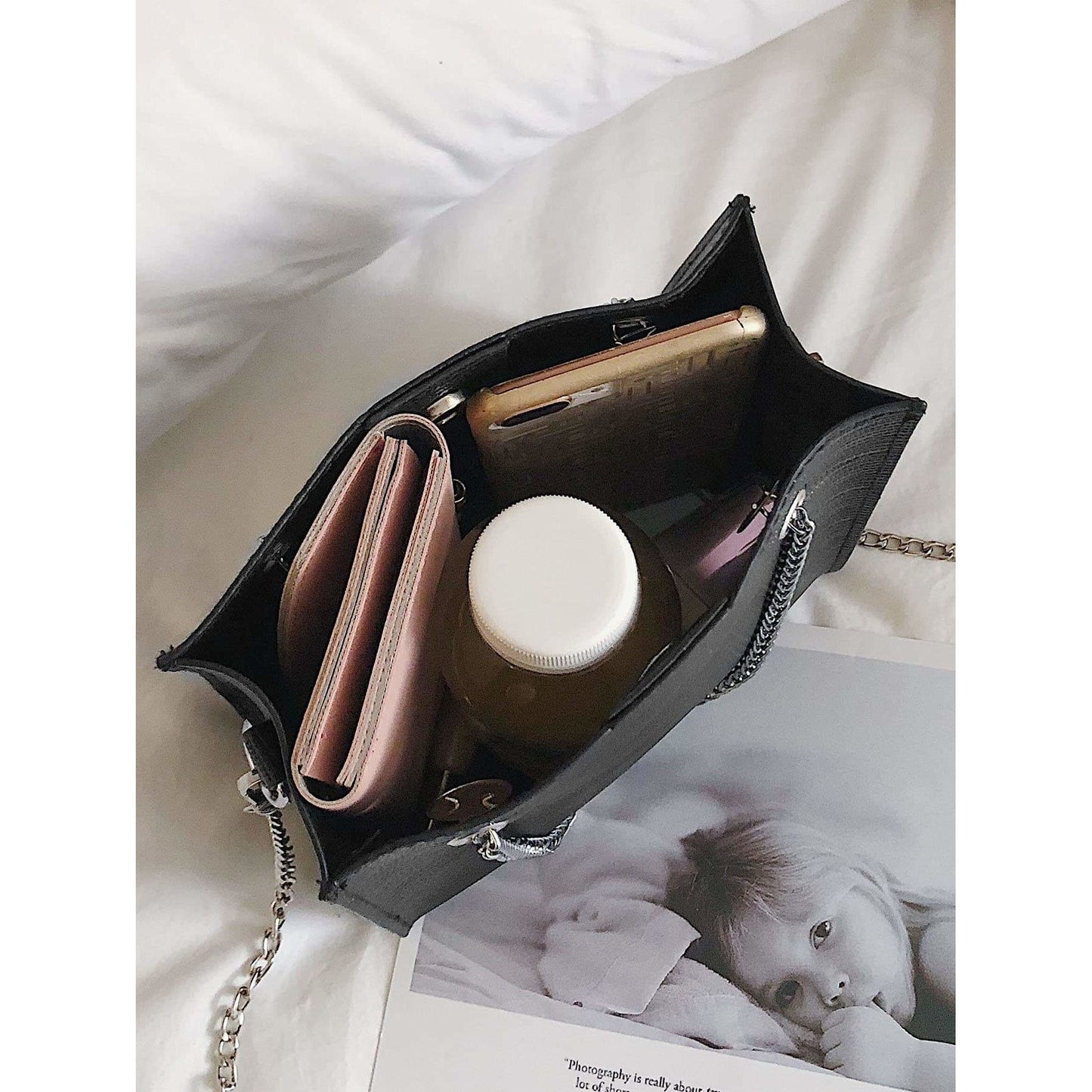 Textured Chain Tote Bag