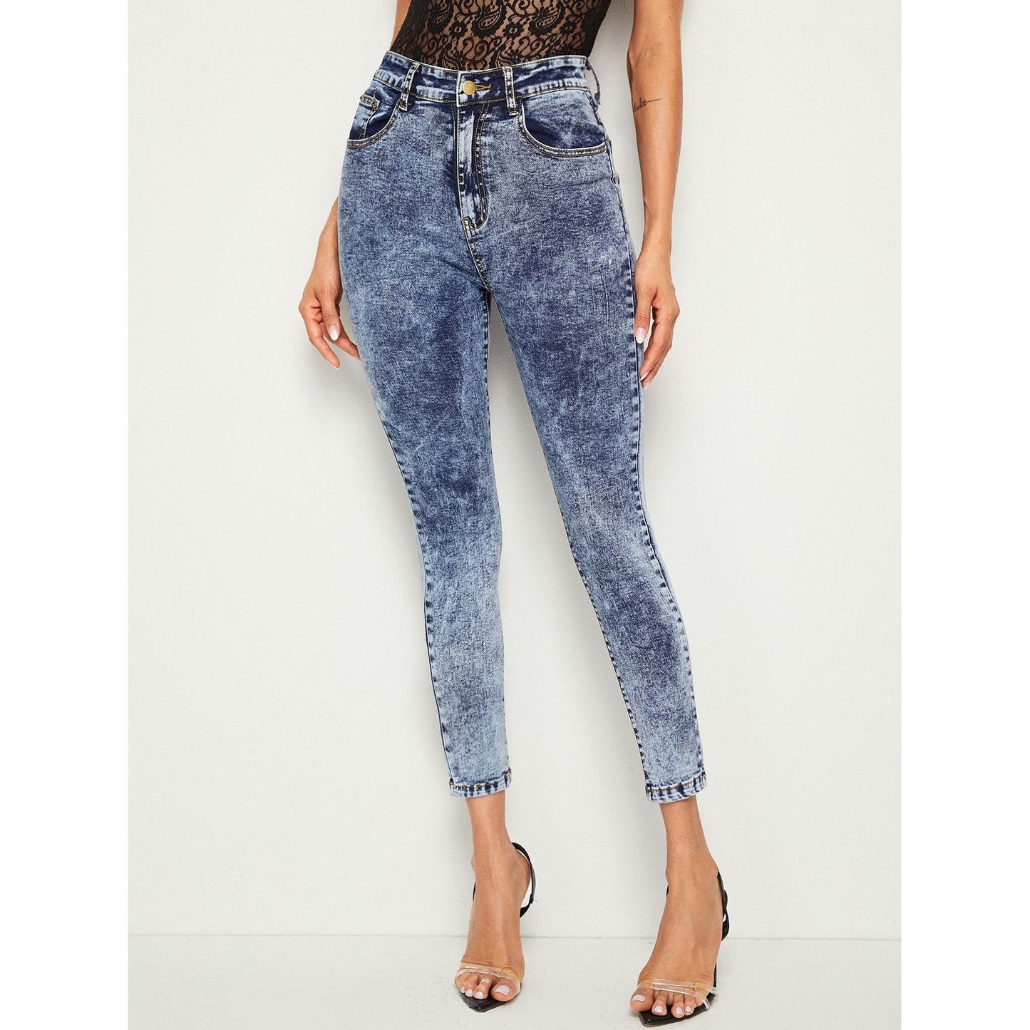 Button Detail Flakes Skinny Jeans