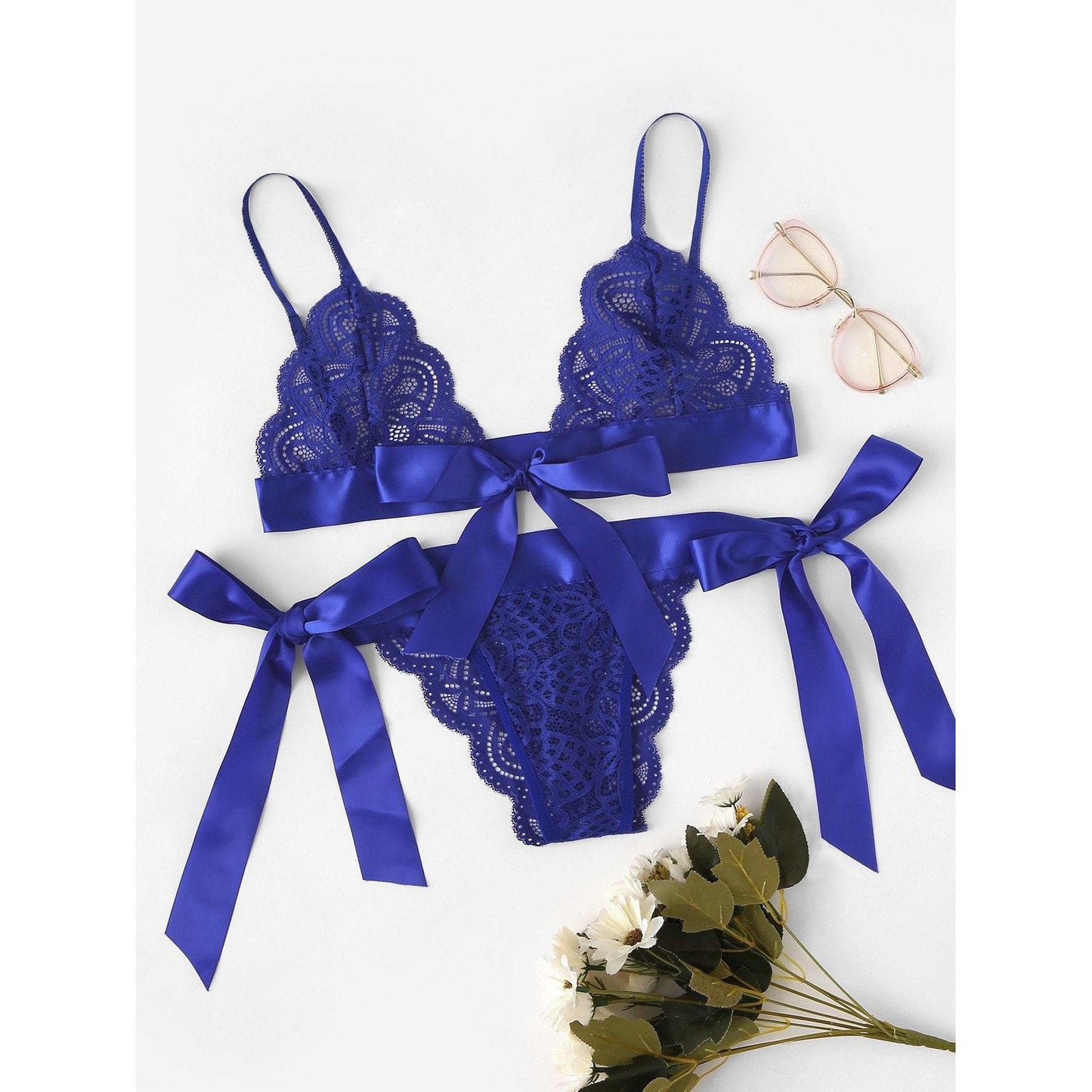 Scalloped Trim Ribbon Lingerie Set