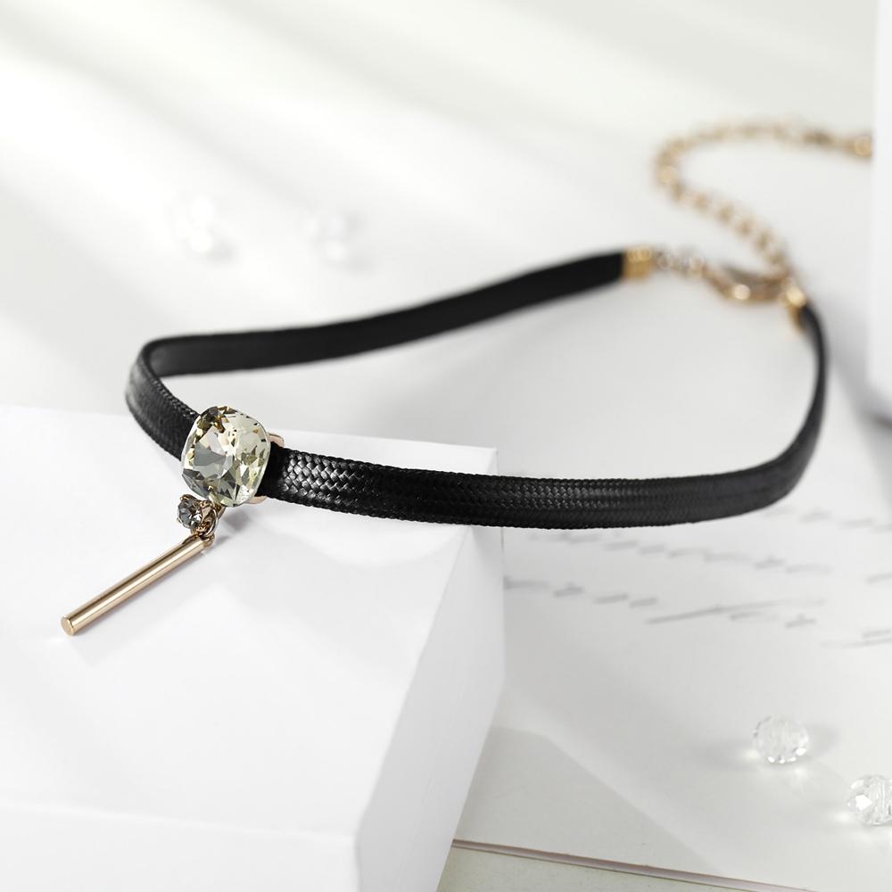 Venus Black Leather Choker