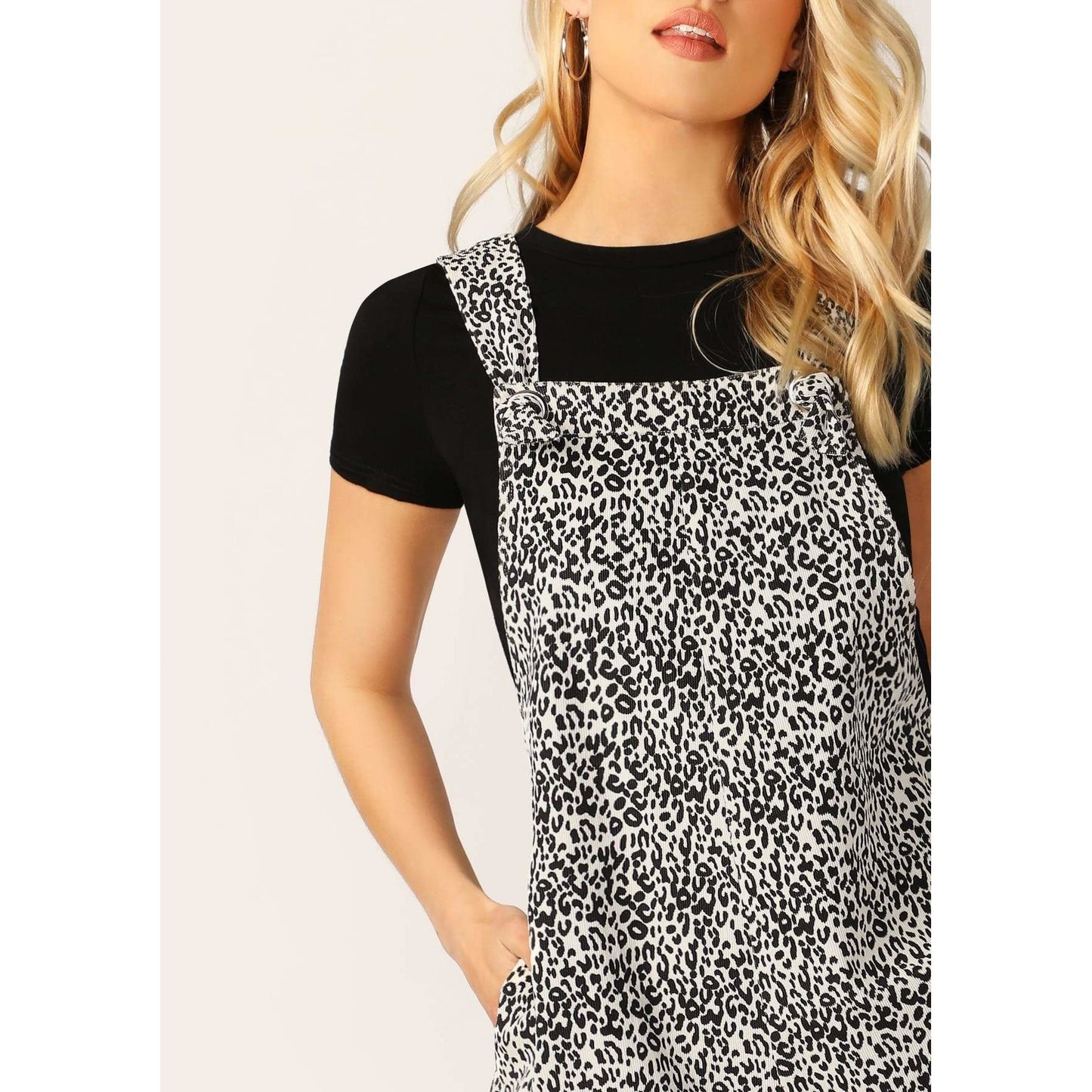 V-back Slant Pocket Leopard Pinafore Romper